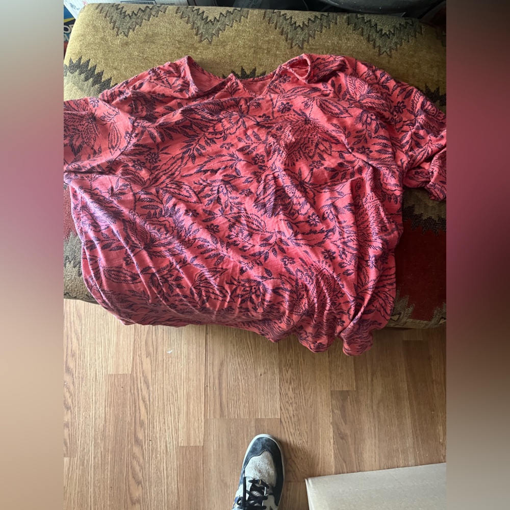 3x womans shirt